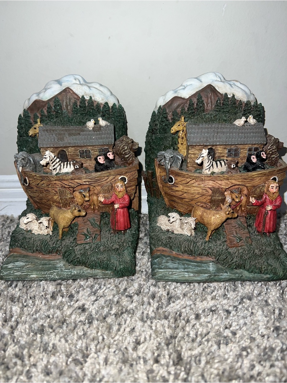 Noahs ark book ends